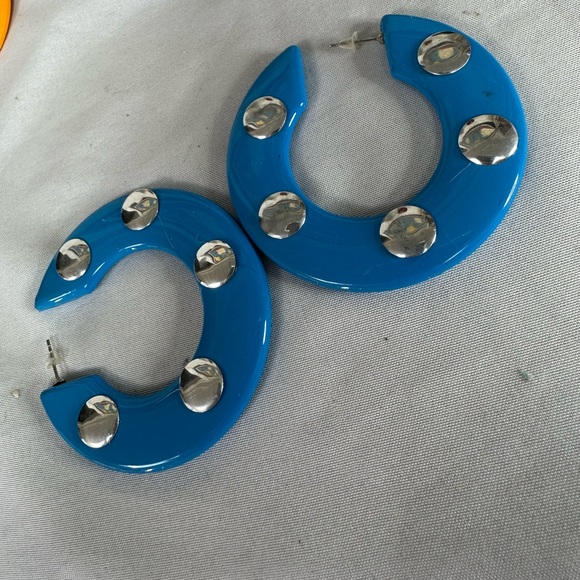 4 colorful pairs of funky fun large earrings - Picture 4 of 6